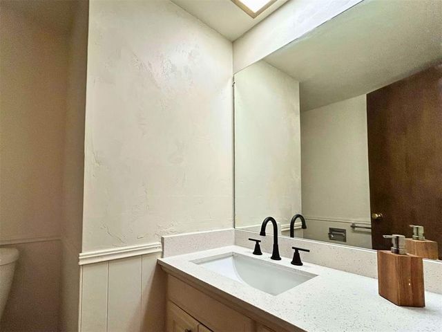 11004 N Miller Avenue, Oklahoma City, OK 73120