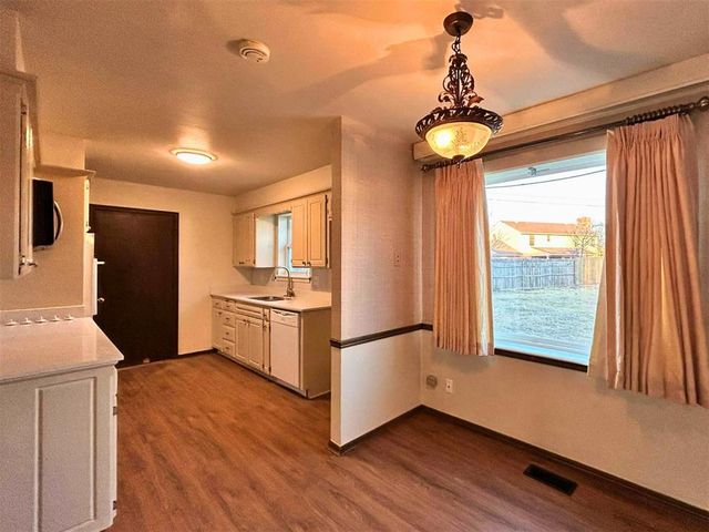 11004 N Miller Avenue, Oklahoma City, OK 73120