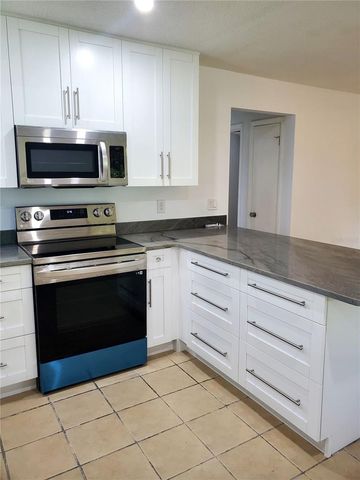 1020 70TH STREET N, St Petersburg, FL 33710