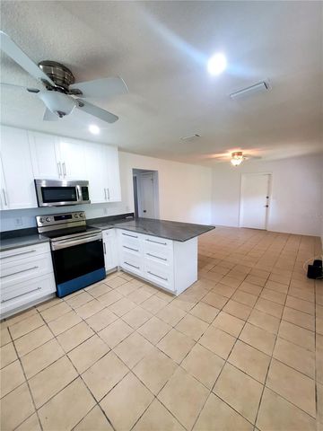 1020 70TH STREET N, St Petersburg, FL 33710