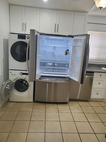 1020 70TH STREET N, St Petersburg, FL 33710