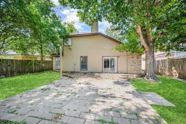 11722 Plumpoint Drive, Houston, TX 77099