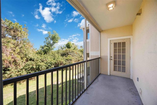 5146 NORTHRIDGE ROAD 210, Sarasota, FL 34238