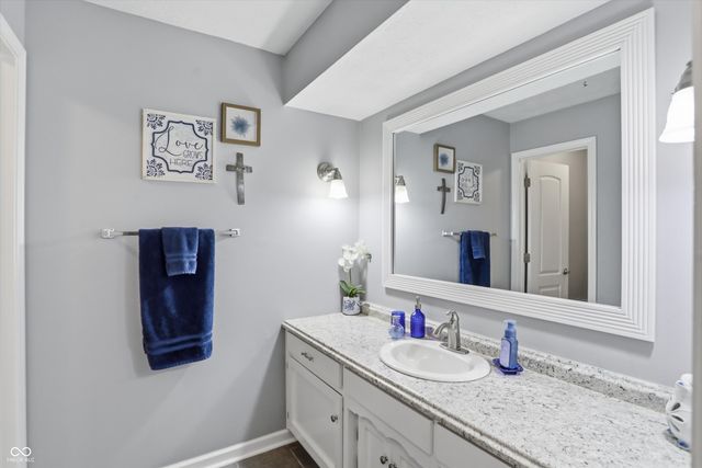 929 Briarwood Drive, Greenwood, IN 46142