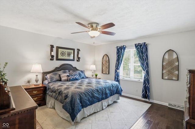 929 Briarwood Drive, Greenwood, IN 46142