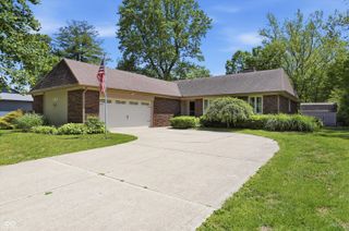 929 Briarwood Drive, Greenwood, IN 46142