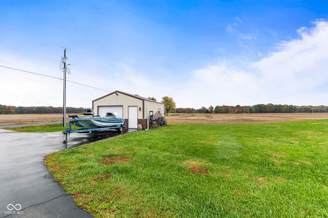 6385 E County Road 1000 N, Butlerville, IN 47223