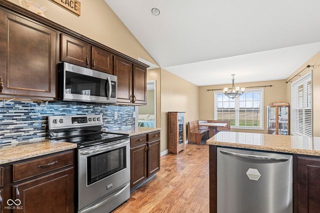 6385 E County Road 1000 N, Butlerville, IN 47223