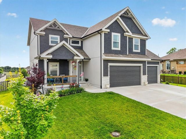 4705 SW 3rd Street, Blue Springs, MO 64014