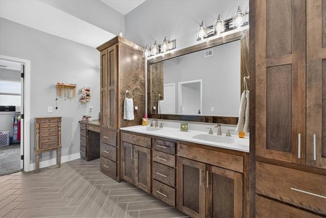 4705 SW 3rd Street, Blue Springs, MO 64014