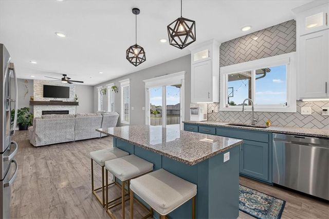 4705 SW 3rd Street, Blue Springs, MO 64014