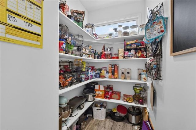 4705 SW 3rd Street, Blue Springs, MO 64014