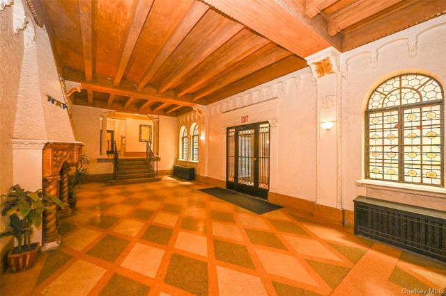 83-44 Lefferts Boulevard 3C, Kew Gardens, NY 11415