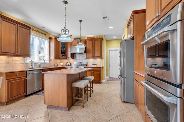 197 Benjamin Street, Toms River, NJ 08755