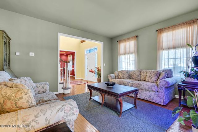 197 Benjamin Street, Toms River, NJ 08755