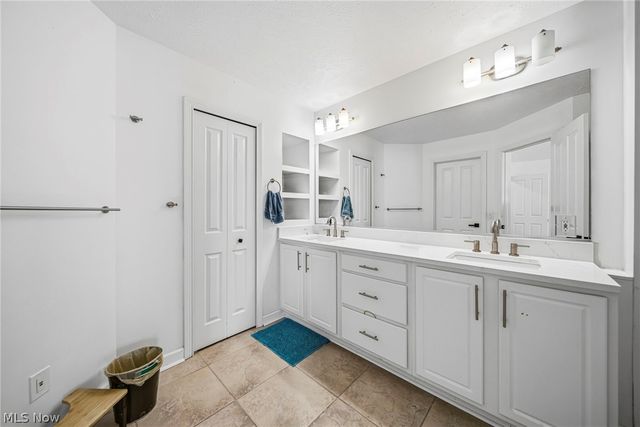 351 E Legend Court C, Highland Heights, OH 44143