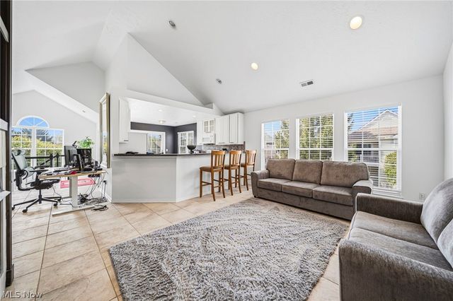 351 E Legend Court C, Highland Heights, OH 44143