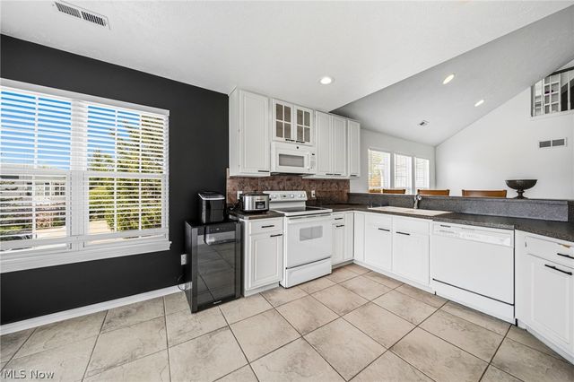 351 E Legend Court C, Highland Heights, OH 44143