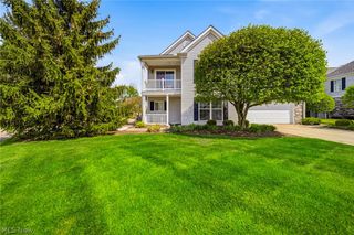 351 E Legend Court C, Highland Heights, OH 44143