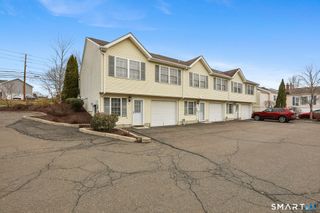 56 Pembroke Road 4, Danbury, CT 06811