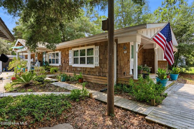 9081 Beach Drive SW, Calabash, NC 28467