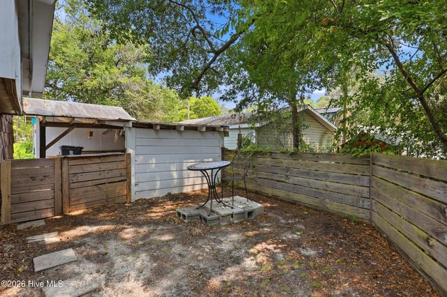 9081 Beach Drive SW, Calabash, NC 28467