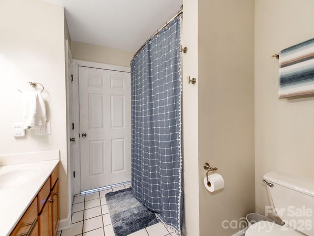 718 W Trade Street 414, Charlotte, NC 28202