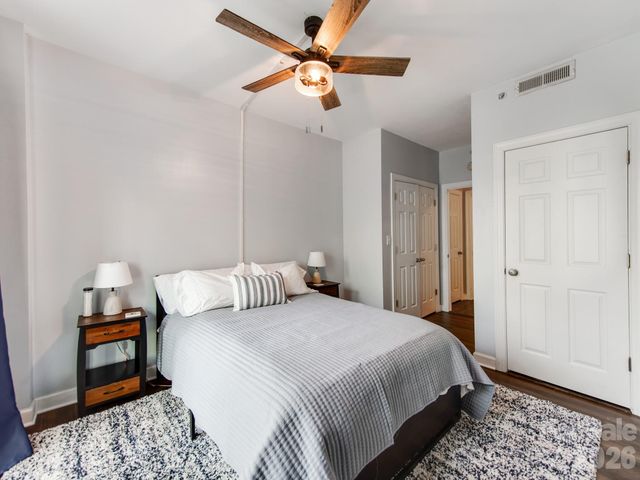 718 W Trade Street 414, Charlotte, NC 28202