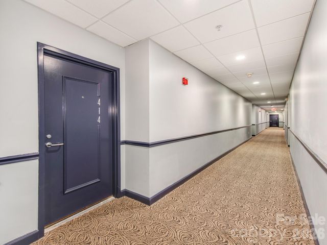 718 W Trade Street 414, Charlotte, NC 28202