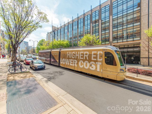 718 W Trade Street 414, Charlotte, NC 28202