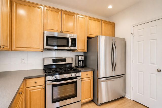 1011 Brodie ST 32, Austin, TX 78704