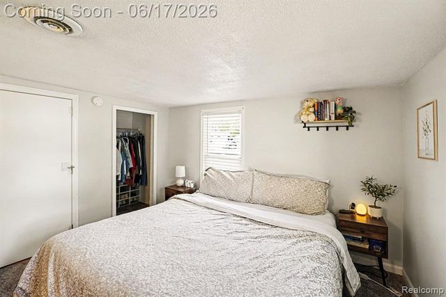 651 S Elm Street, Lapeer, MI 48446