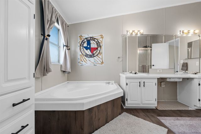 181 Private Road 125, Whitney, TX 76692