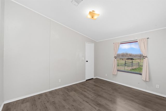 181 Private Road 125, Whitney, TX 76692