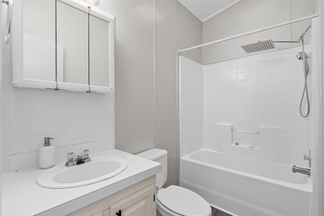 181 Private Road 125, Whitney, TX 76692