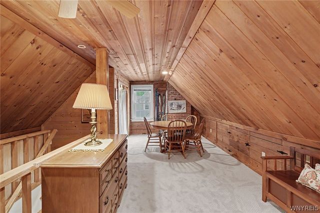 38 Lombardy Lane, Hamburg, NY 14075