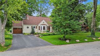 38 Lombardy Lane, Hamburg, NY 14075