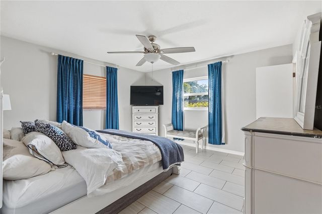 2701 64TH AVENUE S, St Petersburg, FL 33712