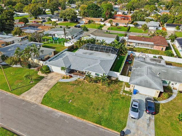 2701 64TH AVENUE S, St Petersburg, FL 33712