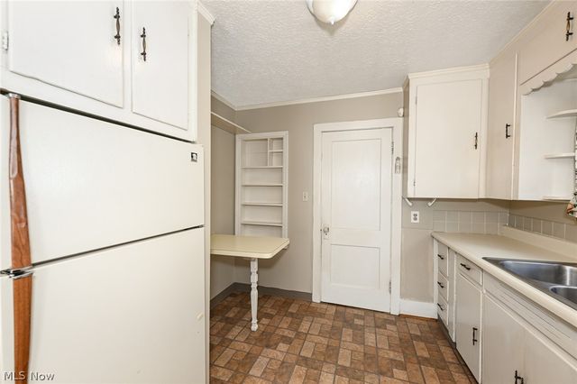 1253 Dietz Avenue, Akron, OH 44301