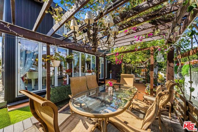 24812 Pitcairn Way, Torrance, CA 90505