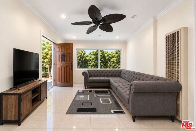 24812 Pitcairn Way, Torrance, CA 90505