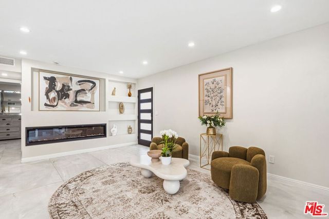 24812 Pitcairn Way, Torrance, CA 90505