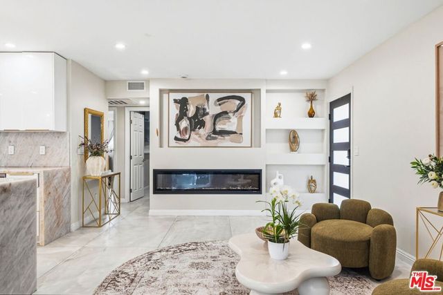 24812 Pitcairn Way, Torrance, CA 90505