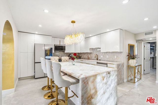 24812 Pitcairn Way, Torrance, CA 90505
