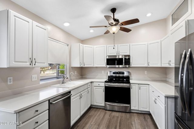 702 LEISURE WORLD --, Mesa, AZ 85206