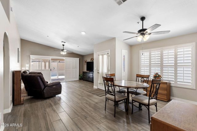 702 LEISURE WORLD --, Mesa, AZ 85206
