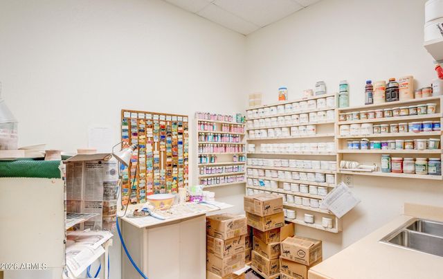 702 LEISURE WORLD --, Mesa, AZ 85206