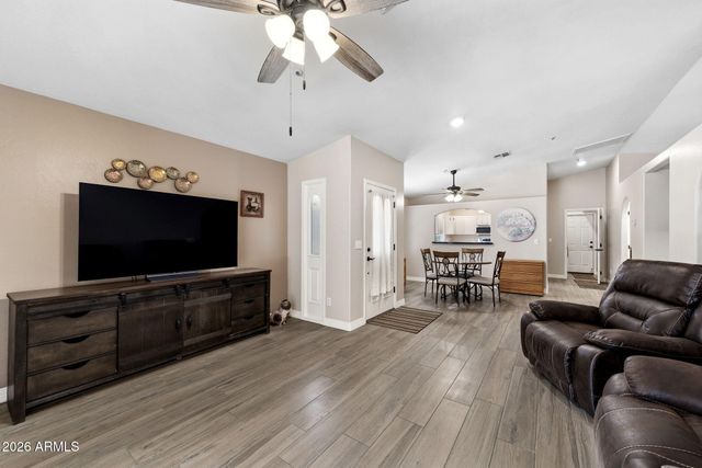 702 LEISURE WORLD --, Mesa, AZ 85206