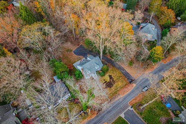 26 Dean Street, Westwood, NJ 07675